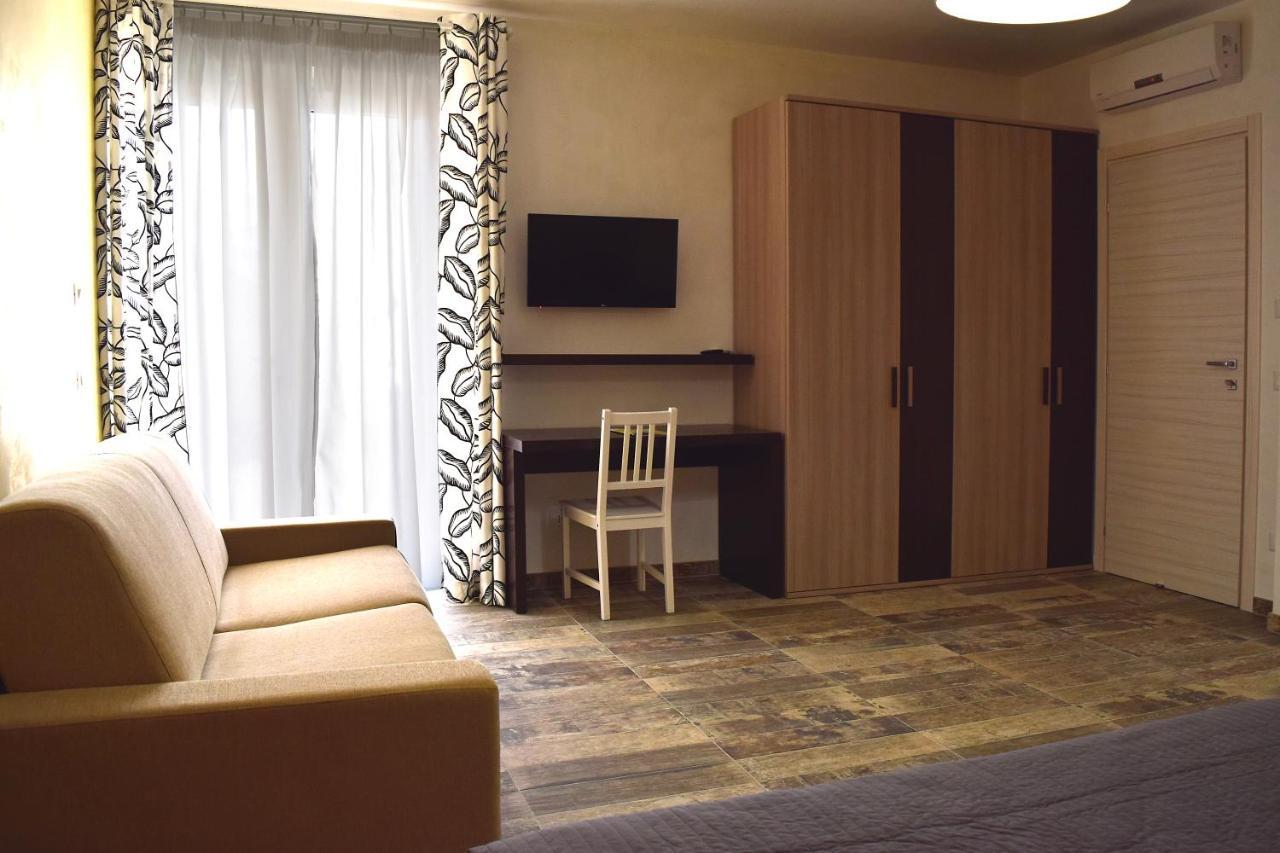 La Suite Negli Orti Lizzanello Exterior photo
