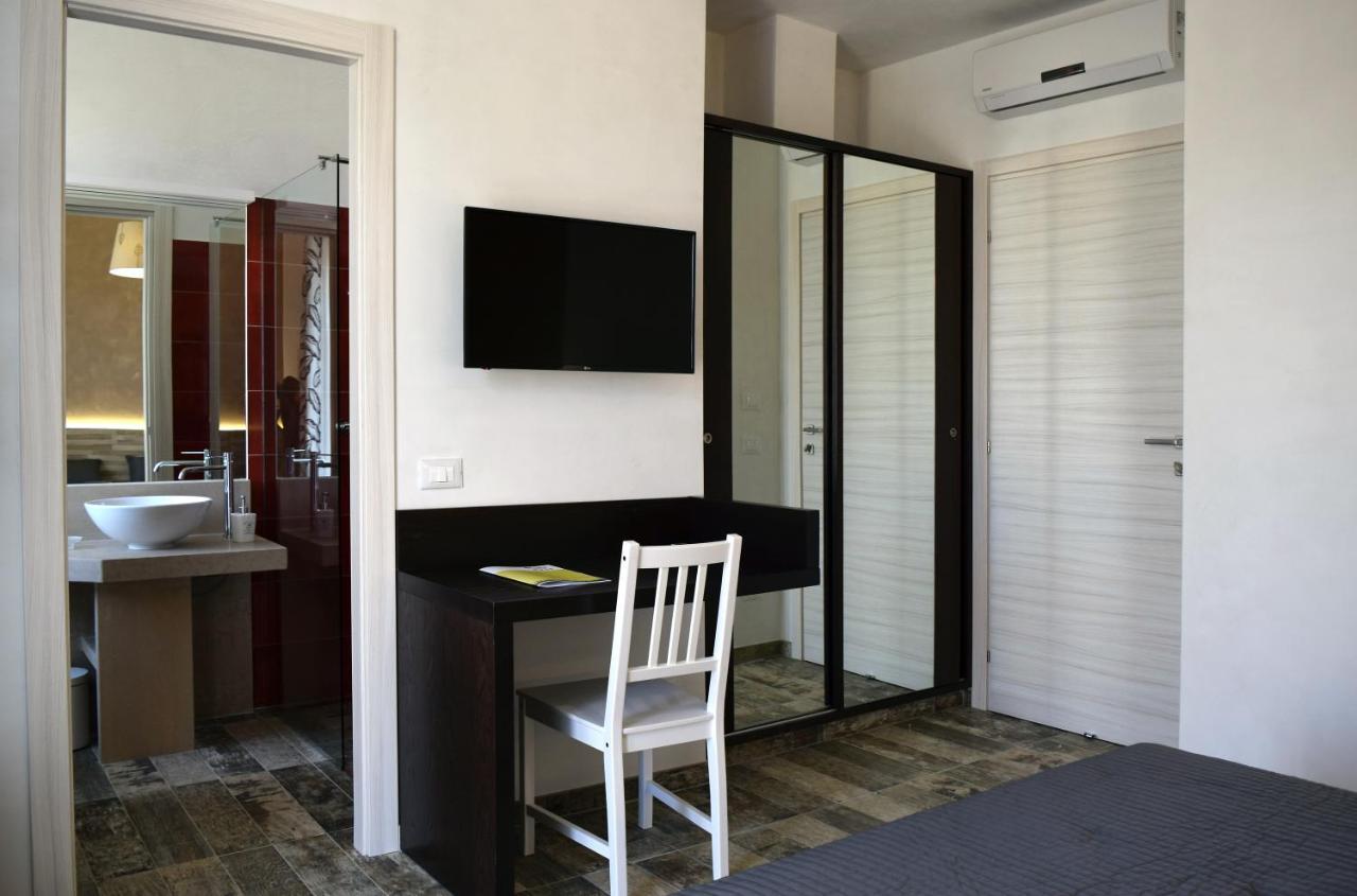 La Suite Negli Orti Lizzanello Exterior photo